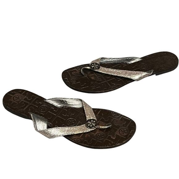 Tory Burch Thora Thong Sandal 9 Brown Glitter Leather Flip Flops Logo Medallion - Picture 1 of 16